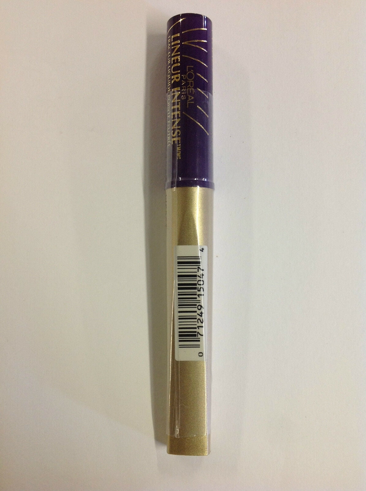 L'Oreal Lineur Intense Felt Tip Liquid Eyeliner DEFINED BY PLUM #710