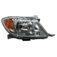 thumbnail image 1 of Faro Principal Hilux 2006 A 2008 Toyota LADO PASAJERO C/cuarto ámbar TYC ., 1 of 4