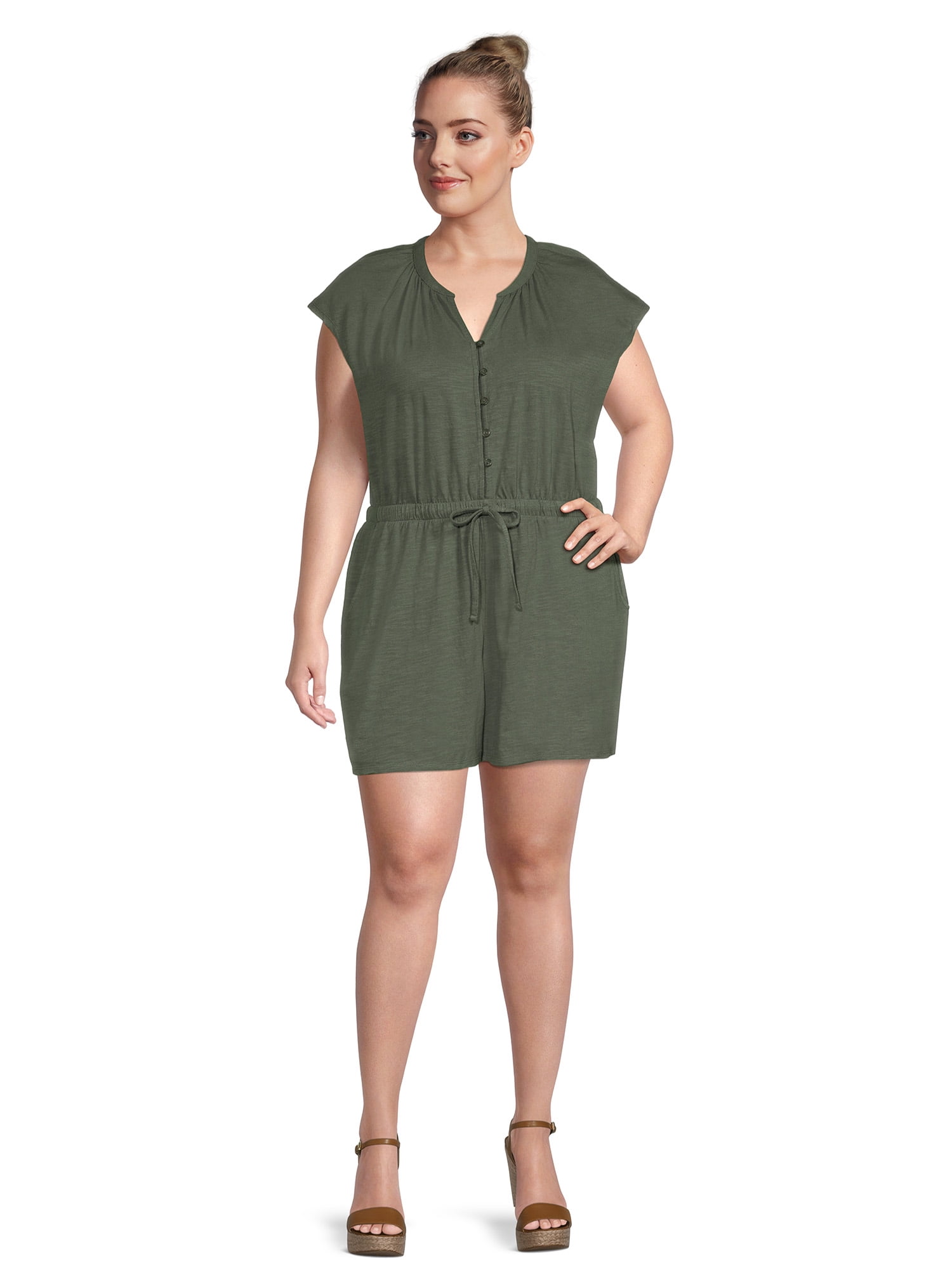 Terra & Sky Women's Plus Size Button-Front Knit Romper, 5" Inseam