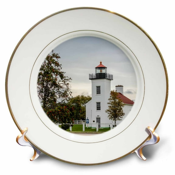 3dRose, Sand Point Lighthouse in Escanaba, Michigan USA, 8 inch Porcelain Plate
