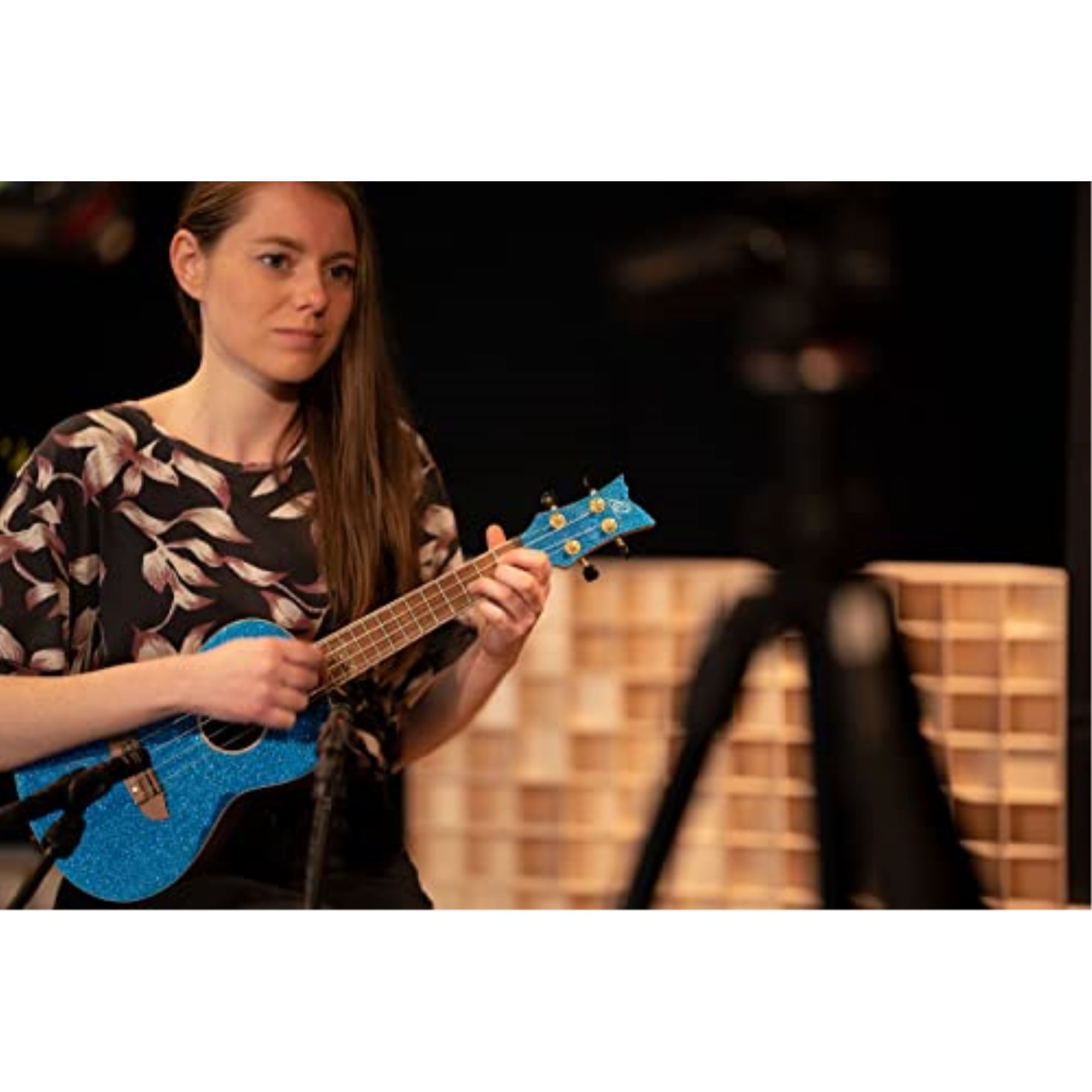 Element Series Concert Ukulele with Bag