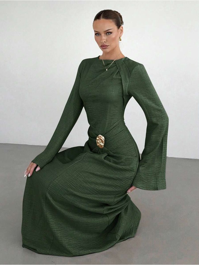 Green Twist Front Flare Long Sleeve Maxi Dress With Ornamental Buckle