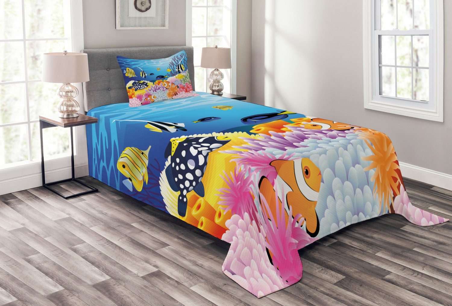 Fish Bedspread Set Twin Size, Water Life with Different Kind of Fishes