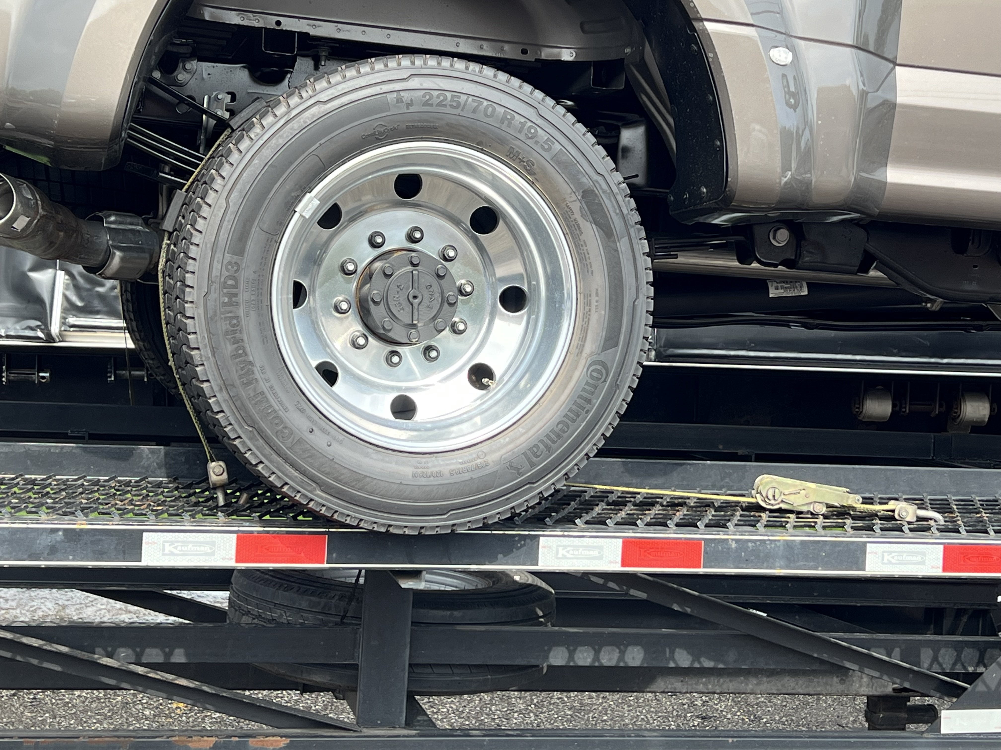 Mytee Products 8 Pack 2"x9' Over The Wheel Tire Straps with Ratchet, Swivel J Hook & Rubber Blocks - 10,000 LBS Breaking Strength Towing Tie Down Straps for Auto Car Haulers, UTV, Truck Trailer Bed