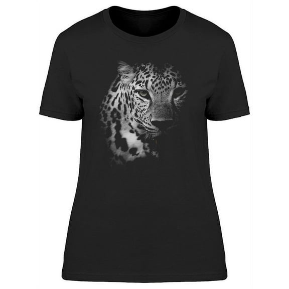 Close Up. Leopard Portrait T-Shirt Women -Image by Shutterstock, Female 3X-Large