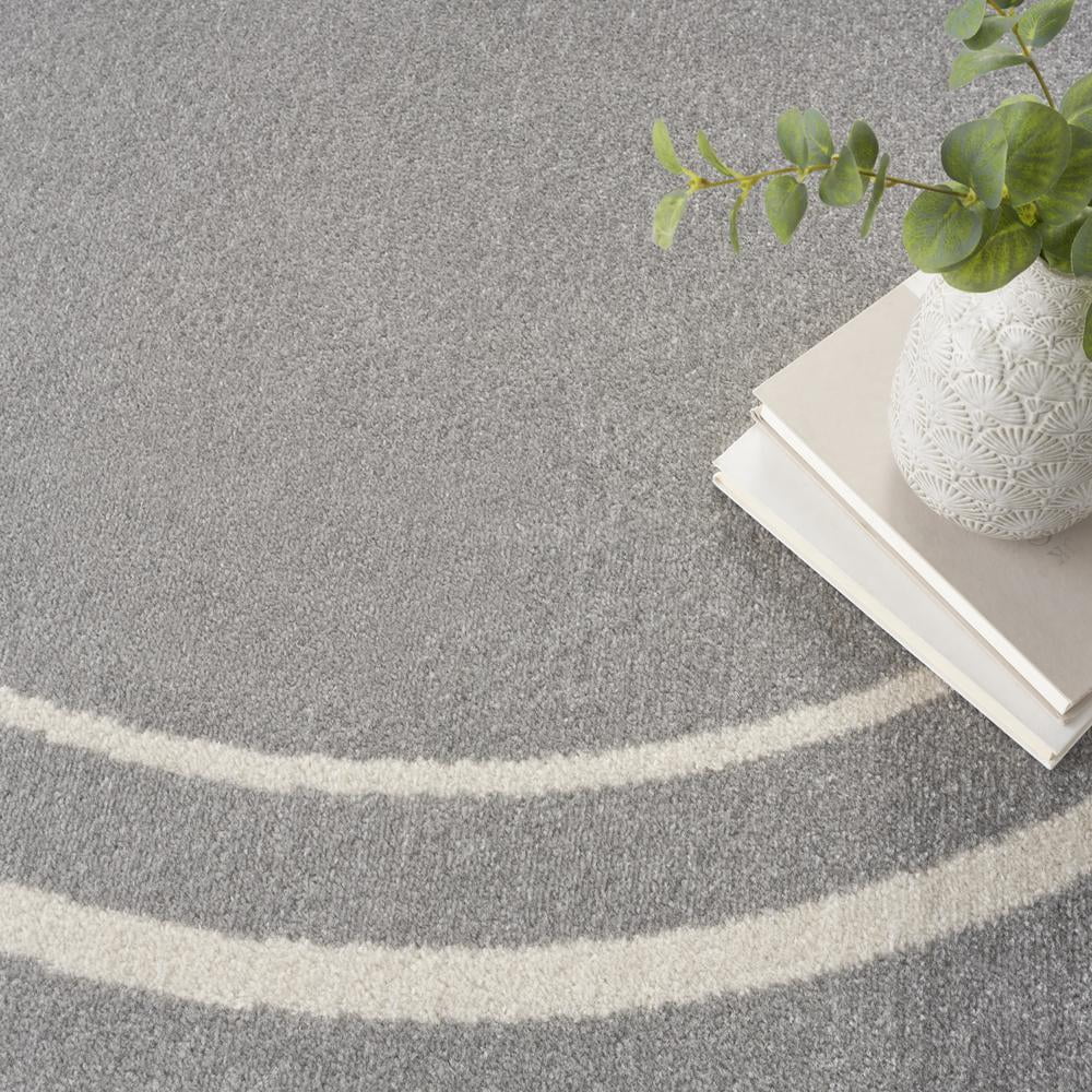 Nourison Essentials Indoor/Outdoor Grey/Ivory 6' x round Area Rug, (6 Round)