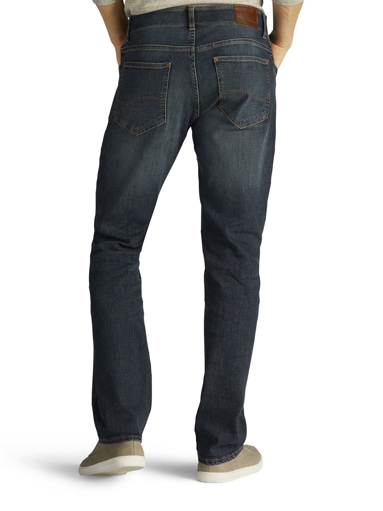 Lee Men's Big & Tall Extreme Motion Jeans, Straight Fit photo 2