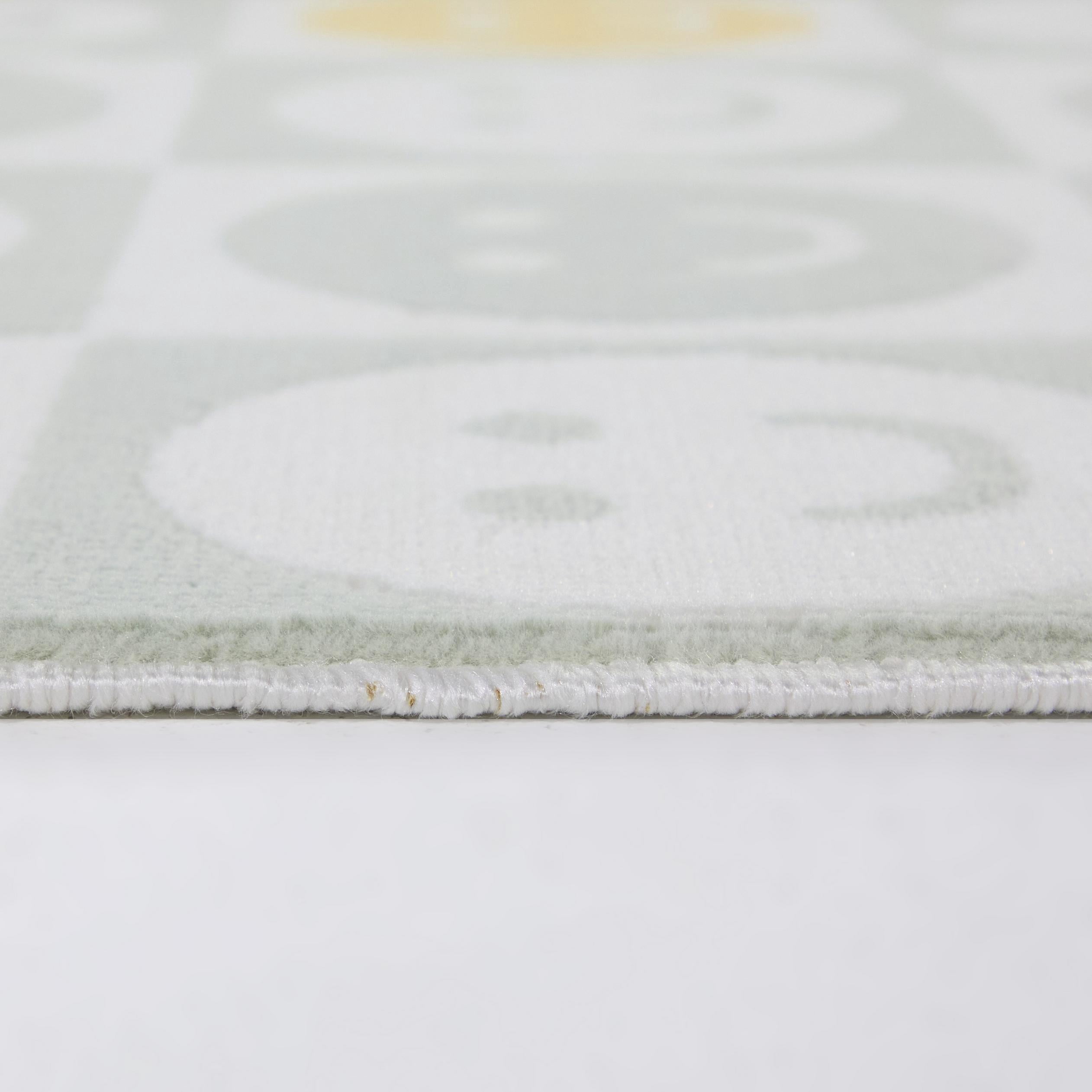 Mainstays Checkered Happy Face Youth Indoor Rug, 4x4