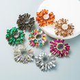 thumbnail image 2 of Pendientes de girasol con incrustaciones de diamantes de imitación de colores de aleación, pendientes de cena hipster súper llamativos para mujer, adecuados para diversas ocasiones, 2 of 6