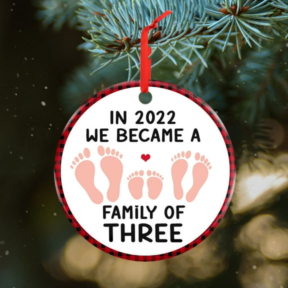 Baby First Christmas Ornament 2022, Newborn Baby Boy, Girl Christmas Ornament Gifts, First Time Mom, Dad Gift, Pregnancy Gifts, Newborn Gifts Christmas Decorations, Family of Three Ceramic Ornament