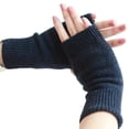 thumbnail image 4 of Guantes de medio dedo de cachemira para mujer, guantes de punto cálidos y cortos de invierno para hombre, línea de lana, dedos con fugas, para estudiantes que escriben a máquina, 4 of 4