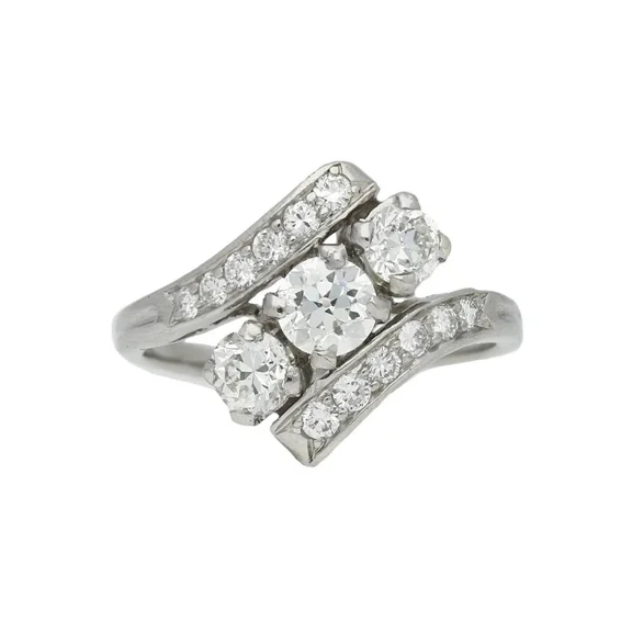 Vintage-Style White Gold Bypass Ring,Three Round-Cut Diamonds Ring, 14K White Gold Plated, Engagement Wedding Diamond Ring, Diamond Anniversary Ring, 2.4 Ct Simulated Diamond