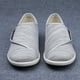 thumbnail image 3 of Zapatos informales de ortopedia para pies anchos, zapatos hinchados, ajuste de la eversión del pulgar, zapatos suaves y cómodos para diabéticos, zapatos para caminar, 2022, 3 of 5