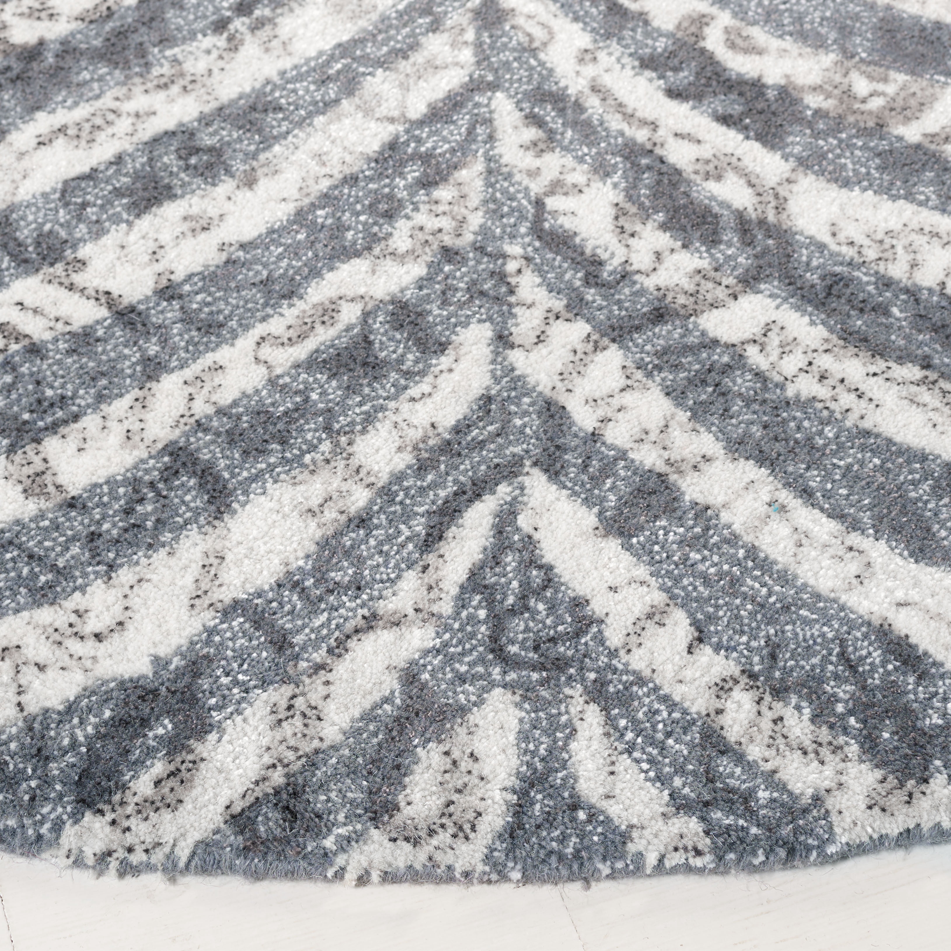 SAFAVIEH Restoration Vintage Delmar Abstract Area Rug, Grey/Ivory, 6' x 6' Round