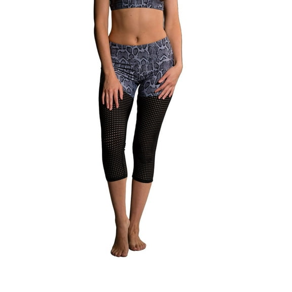 Onzie Hot Yoga Half Half Capri 288