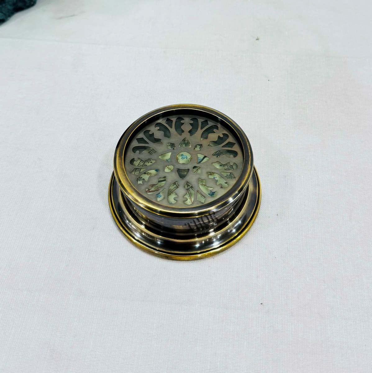 3" Nautical Brass Designer Pattern Direction Compass with Cap, Antique Look, Home Decor Gift Item