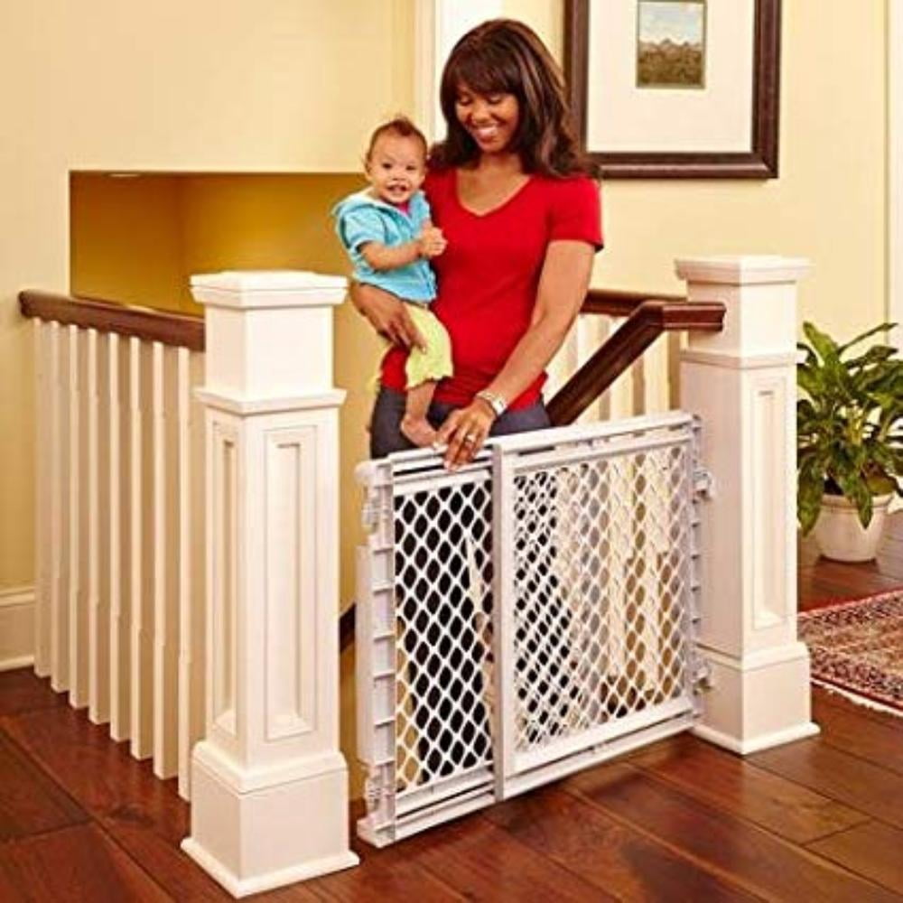 plastic baby gate walmart