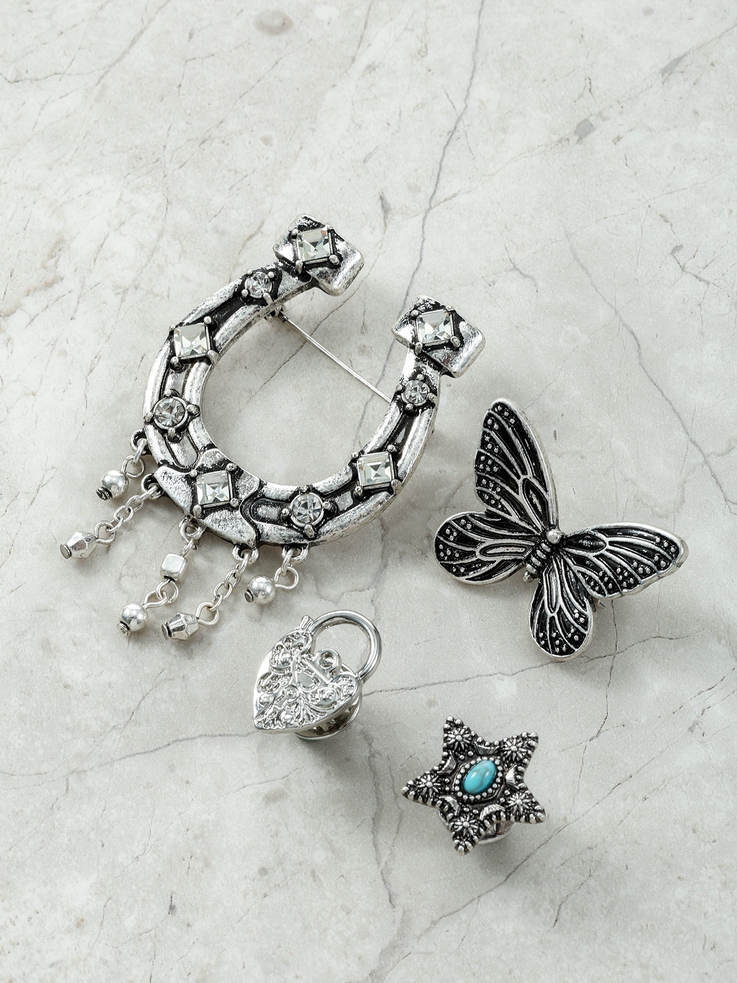 No Boundaries Holiday Gifting Horshoe Brooch Set