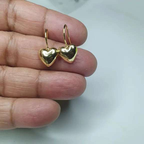 Women's Heart Shaped Drop Dangle Hook Earrings in 14K Yellow Gold Plated