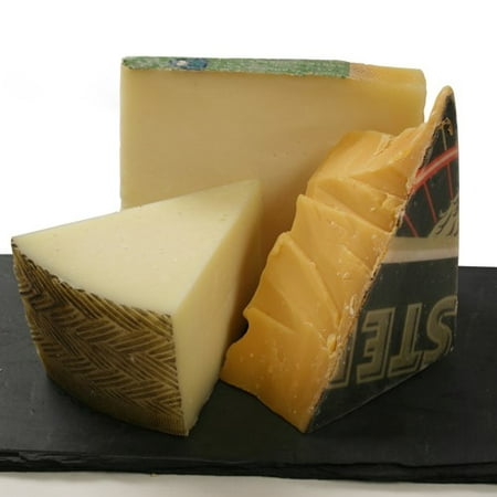 Merlot Cheese Assortment