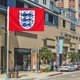 thumbnail image 3 of Inglaterra Oficial 3 Leones Copa De Europa Fútbol Bandera Gigante 90 * 150 Cm Adecuado Para Pubs Casas Celebraciones Eigraketly OD013659-00, 3 of 6