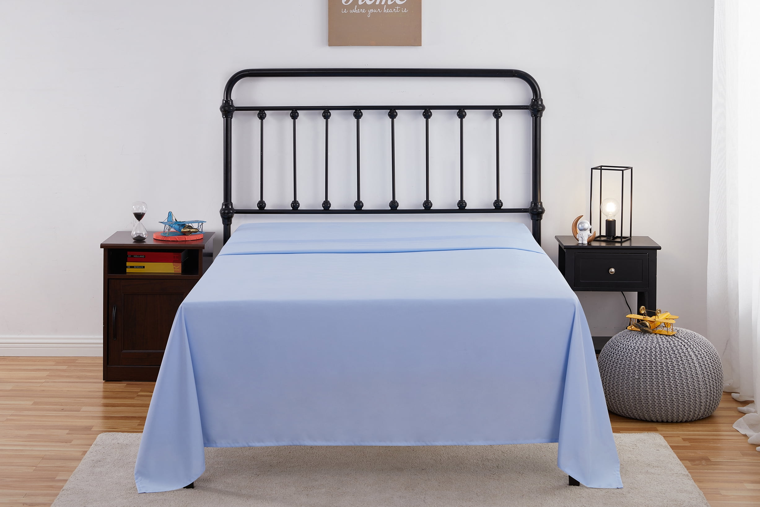 Your Zone Glow-in-the-Dark Space Bed-in-a-Bag Coordinating Bedding Set, Twin
