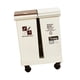 thumbnail image 5 of Cubo de basura de cocina con ruedas, contenedor de basura rectangular, impermeable. 24 litros, 5 of 9