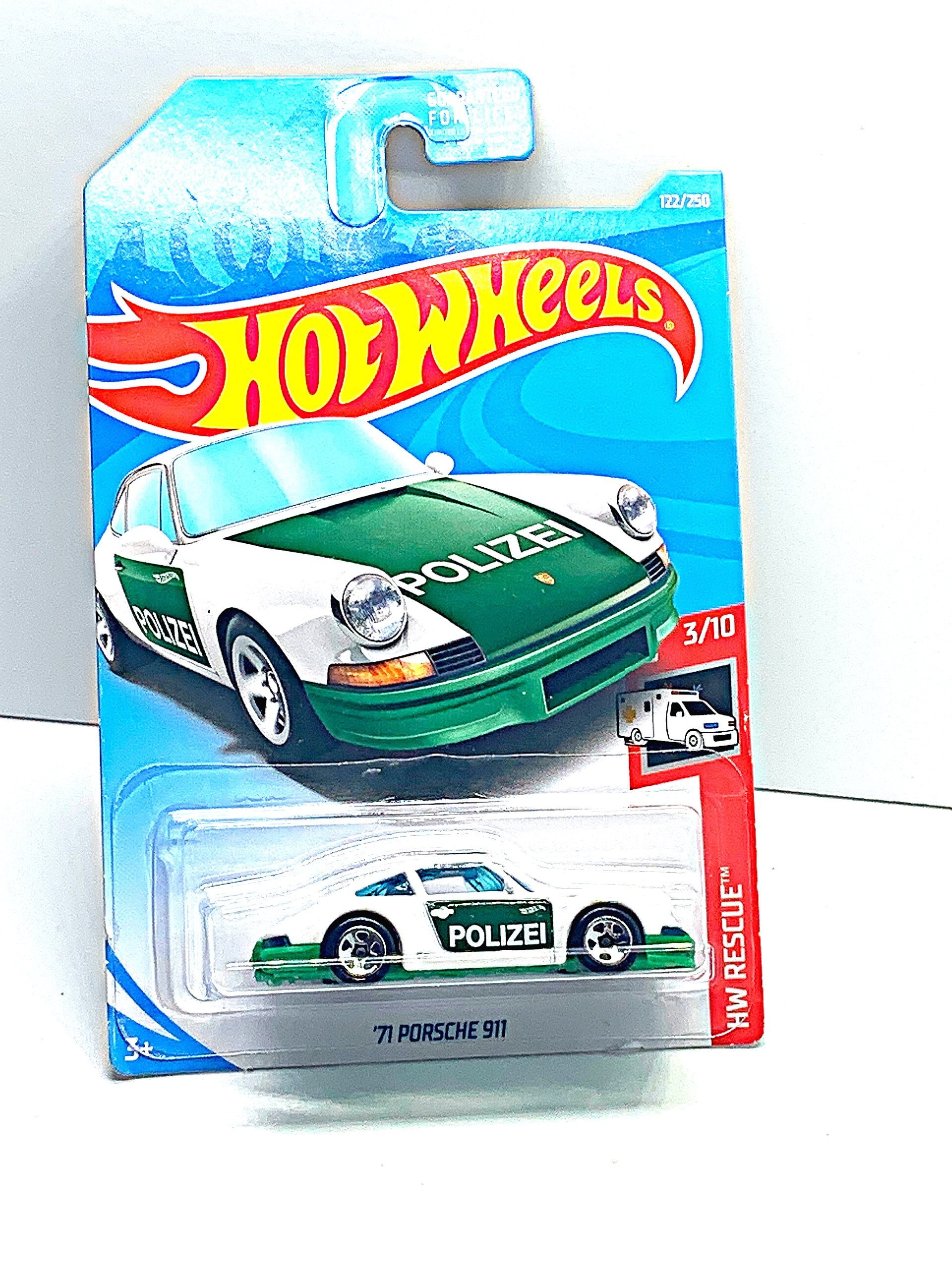 Hot Wheels 2019 71 Porsche 911 HW Rescue White 122/250 Long Card by Mattel