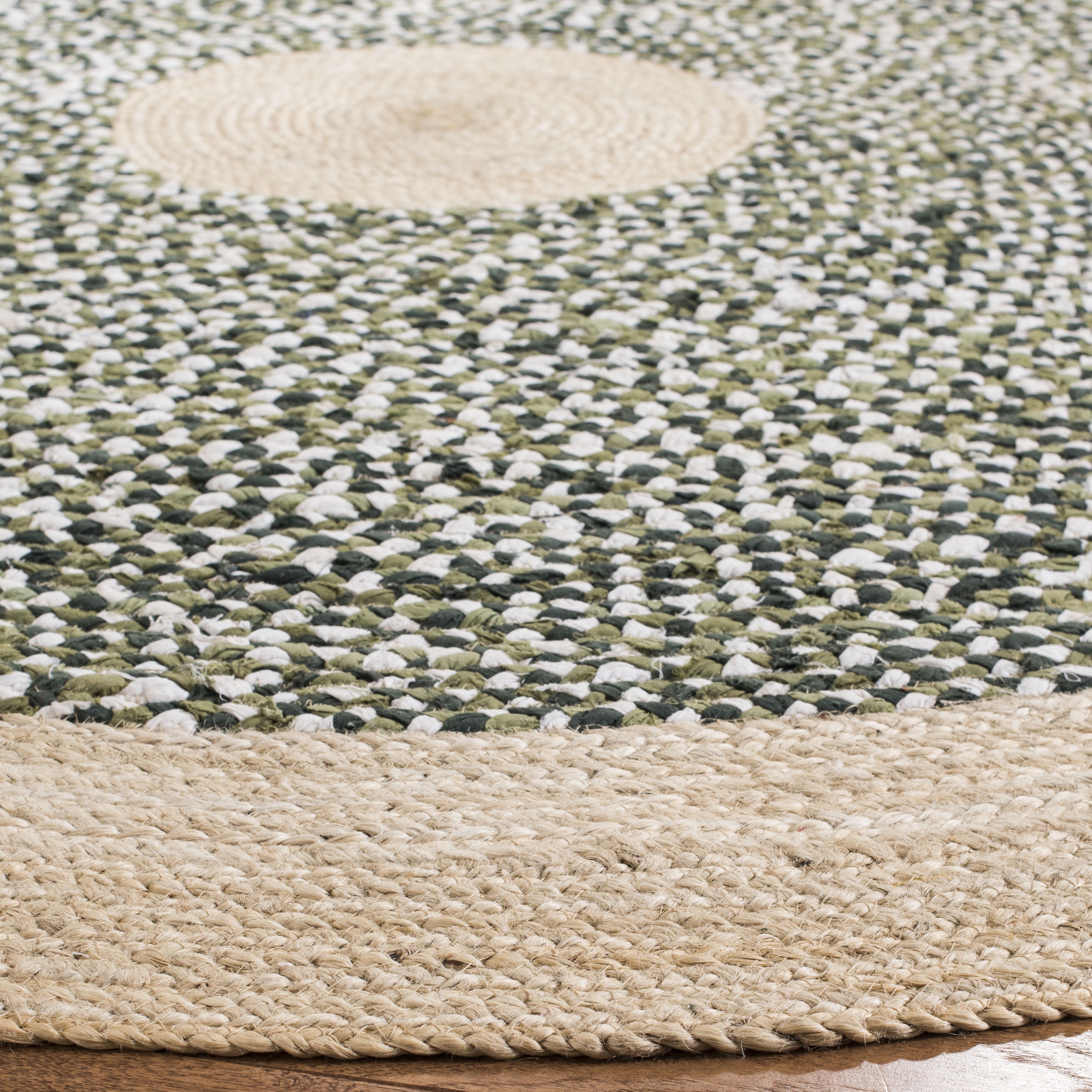 SAFAVIEH Cape Cod Wesley Striped Area Rug, Green/Natural, 5' x 5' Round