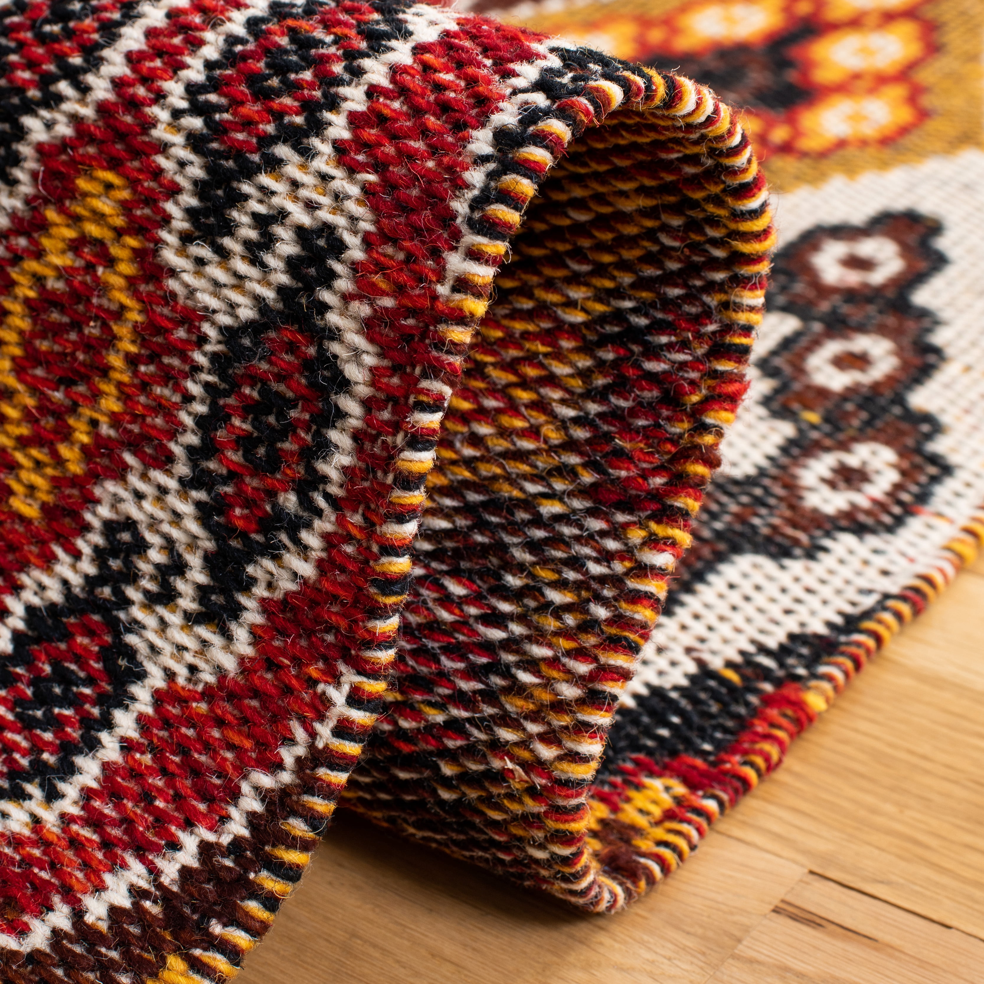 Safavieh Kilim Derrick Tribal Wool Area Rug, Red/Gold, 3' x 5'
