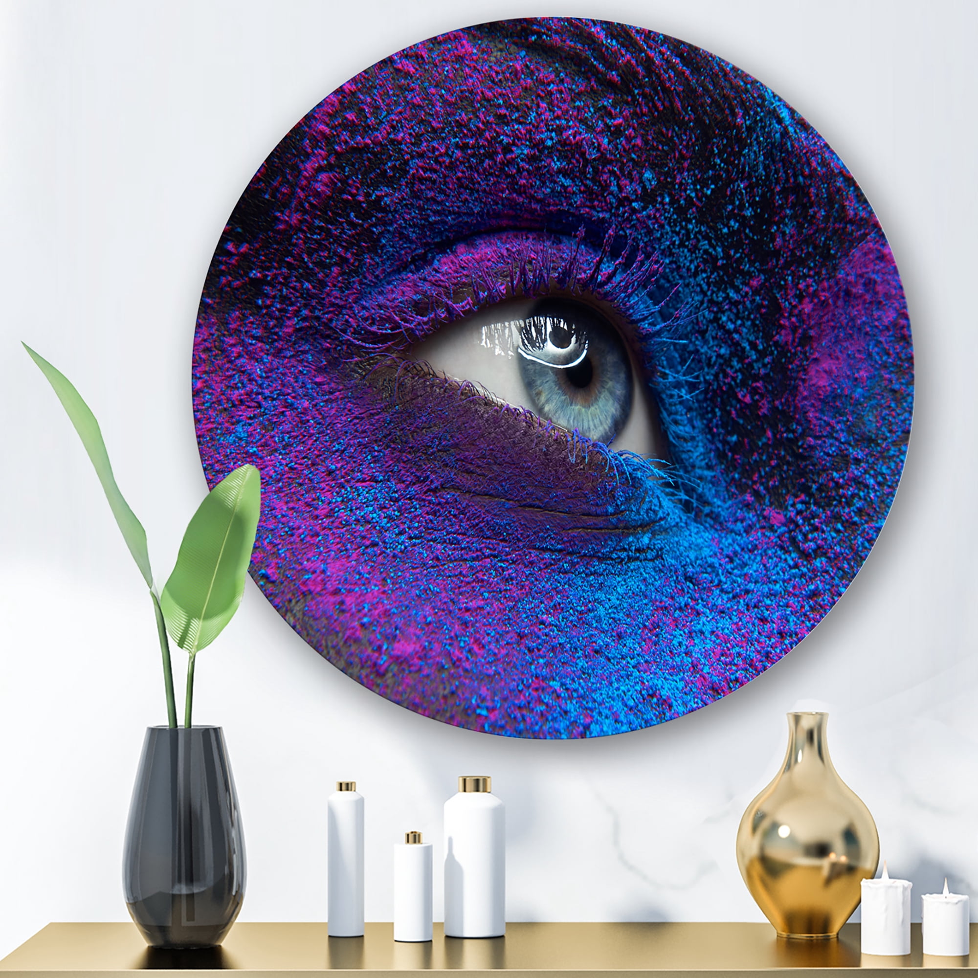Designart 'Woman Eye With Dry Paint Dust Pigment On Face' Modern Circle Metal Wall Art 23x23 - Disc of 23