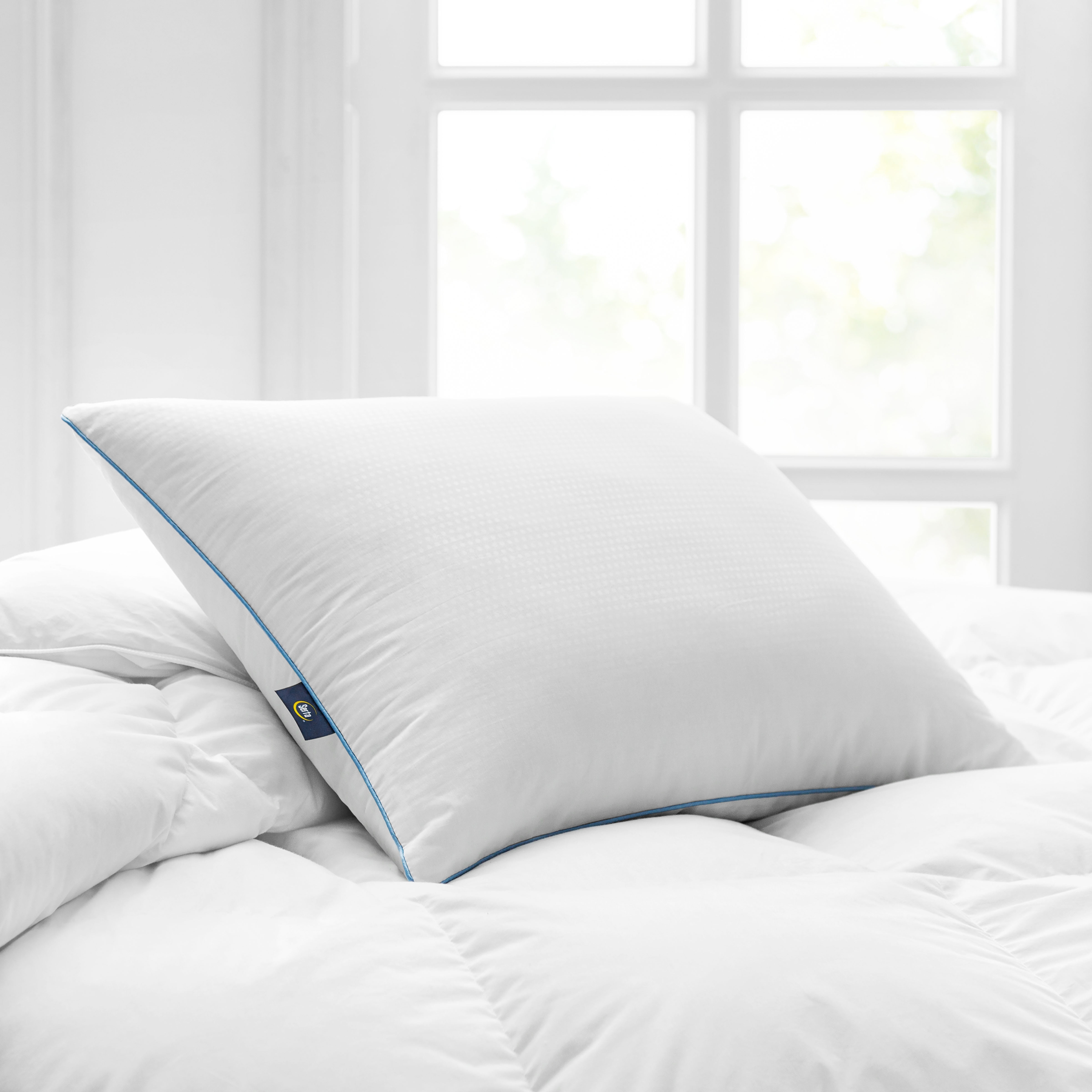 Sertapedic Cool Nites Bed Pillow Standard Queen