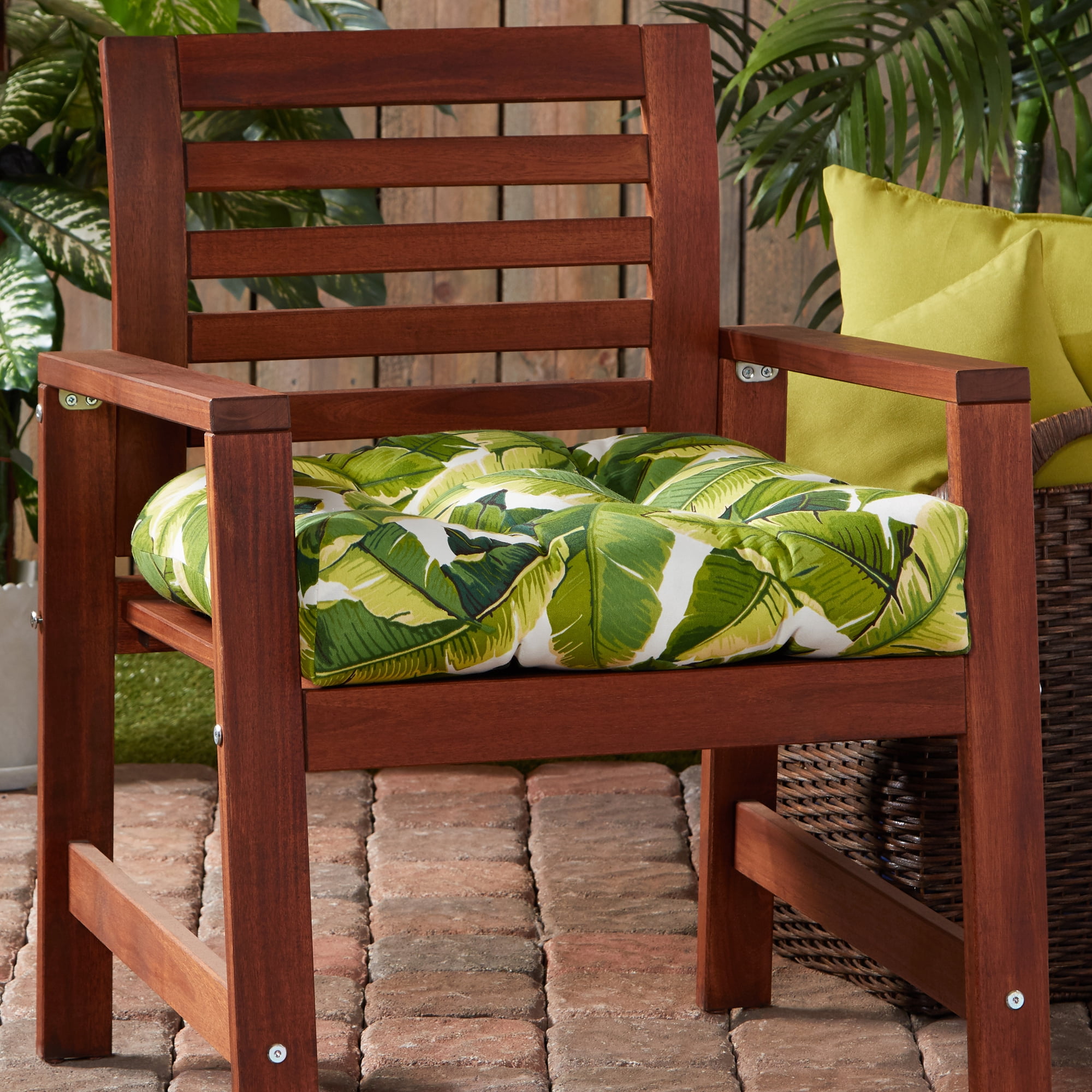 Greendale Home Fashions Tufted Outdoor 20'' x 20'' Seat Cushion, Palm Leaves White