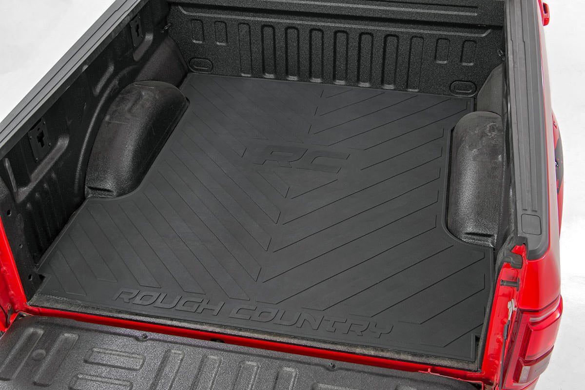 Rough Country Rubber Bed Mat (fits) 20072018 Chevy Silverado GMC