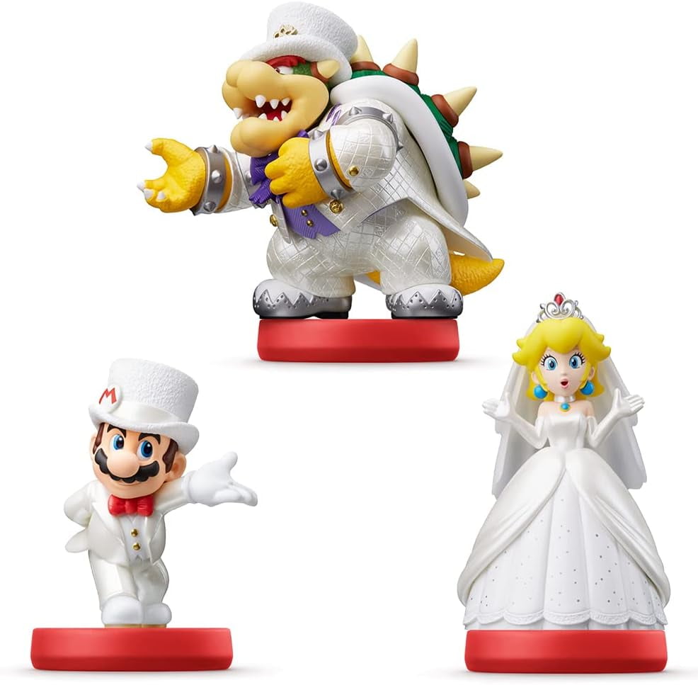 マリオamiibo（裸） Amazon.com: Mario - Gold amiibo (Super Mario Bros Series
