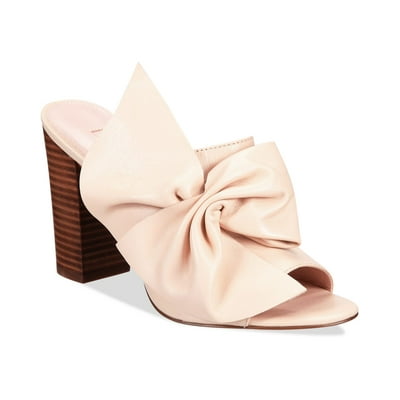 Avec les filles mules sales
