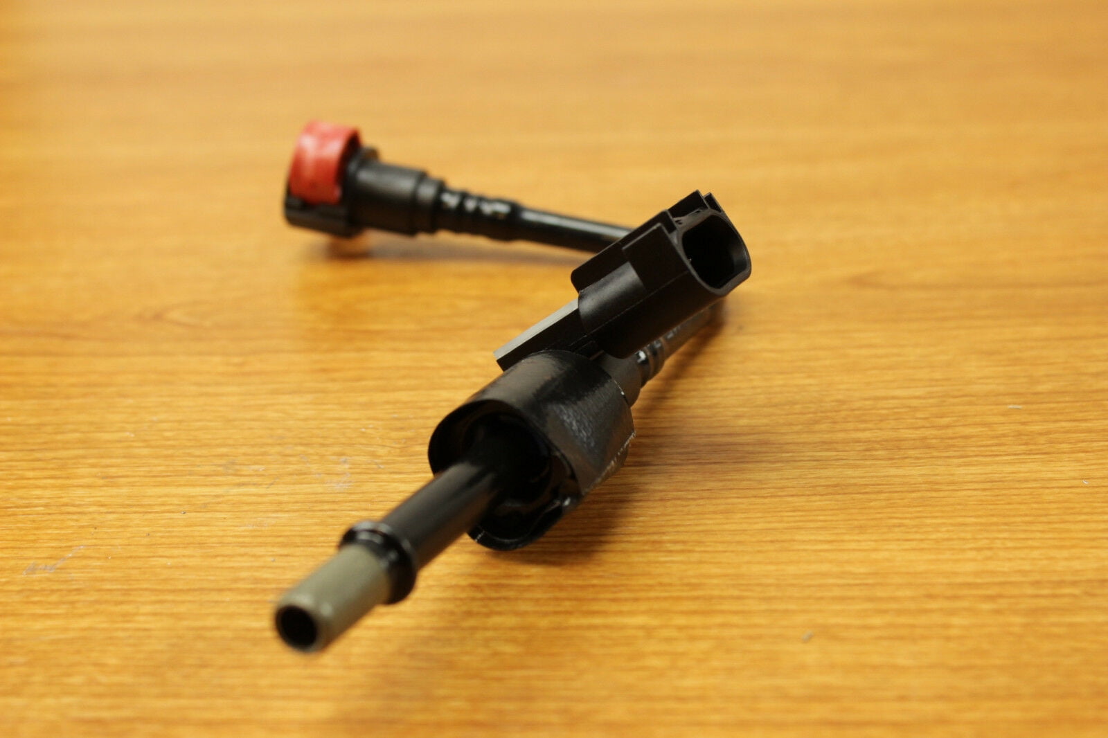 2015-2016 Dodge Ram 1500 3.6L 5.7L 8 Speed Auto Fuel Pressure Sensor Mopar OEM