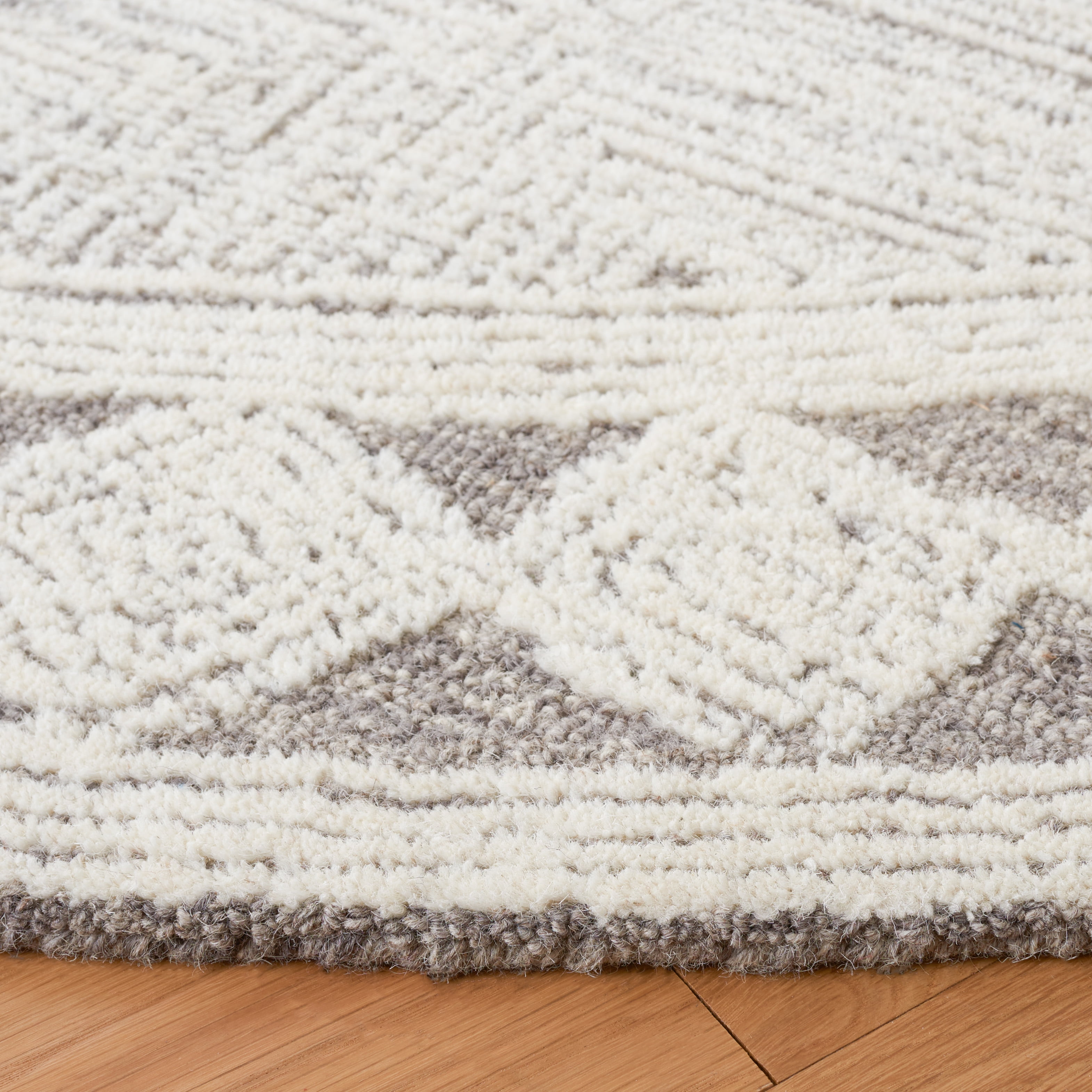SAFAVIEH Abstract Augustine Geometric Wool Area Rug, Ivory/Gray, 8' x 8' Round