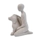 thumbnail image 5 of Figura decorativa de hombre con perro para estante, 10x6,5x13,3 cm, ideal para dueños de mascotas. Gris claro, 5 of 9