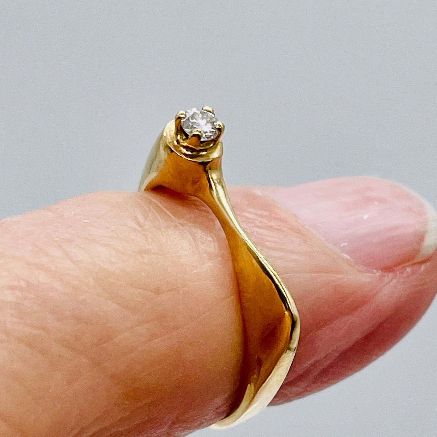 Rose gold simple engagement ring N°071 Handmade rose gold engagement ring -  Ines Bouwen Jewelry
