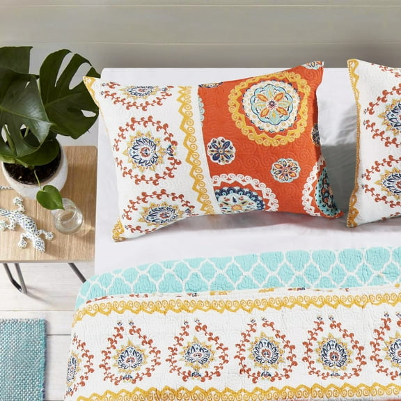 Global Trends Retro Quilted Pillow Sham