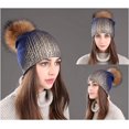 thumbnail image 3 of Gorro de invierno de lana cálido - Azul dorado, Gorro cálido dorado para mujer, Regalo de Navidad, Accesorios de moda, 3 of 4