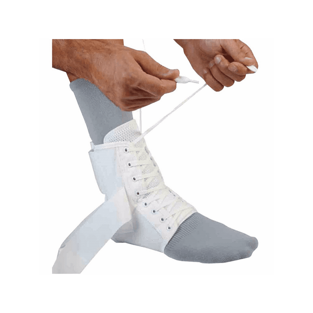 Mcdavid Classic Logo 195 Level 3 Ankle Brace W/ Straps