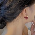 thumbnail image 2 of Pendientes colgantes en forma de corazón de esmalte rojo vino romántico francés 2025, joyería de moda para mujeres, accesorios de diseño Sense Eardrop, 2 of 5