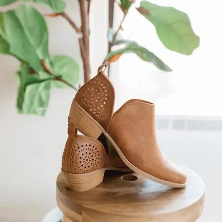 

Casual V Cut Slip On Pointed Toe Ankle High Boots Chunky Stacked Low Heel Shoes Casual & Stylish Shoes Women‘s Footwear