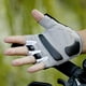 thumbnail image 4 of Guantes de entrenamiento para hombres y mujeres, guantes de fitness ligeros y transpirables (talla L), 4 of 5