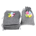 thumbnail image 2 of 12 Bolsas de lona con cordón, ideales para té, dulces o como recuerdo. gris, 2 of 9