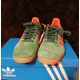 thumbnail image 3 of Adi-das Gazelle Shoes US Men's Size 9 Collegiate Green / Preloved Red / Gum. New, 3 of 6