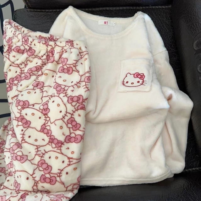 Pijamas japoneses bonitos de hellokitty para mujer, franela de invierno, además de terciopelo grueso, traje de dibujos animados de celebridades de internet para el hogar