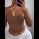 thumbnail image 4 of Top Corto de Larga con Cuello en V y Cremallera de un Cuarto para Mujer, Moda de Otoño 2025 Café L, 4 of 8